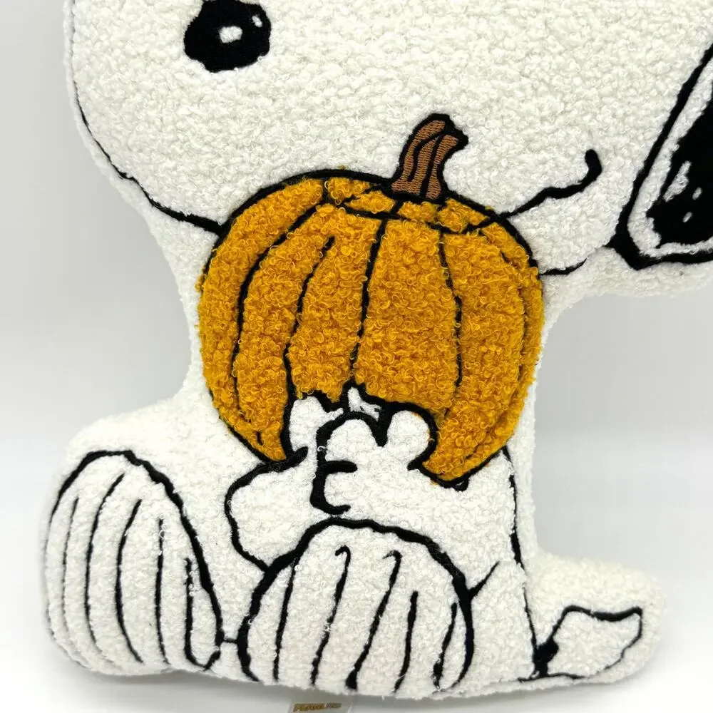 Peanuts Snoopy Holding Pumpkin Shaped Sherpa Pillow Fall Halloween NEW